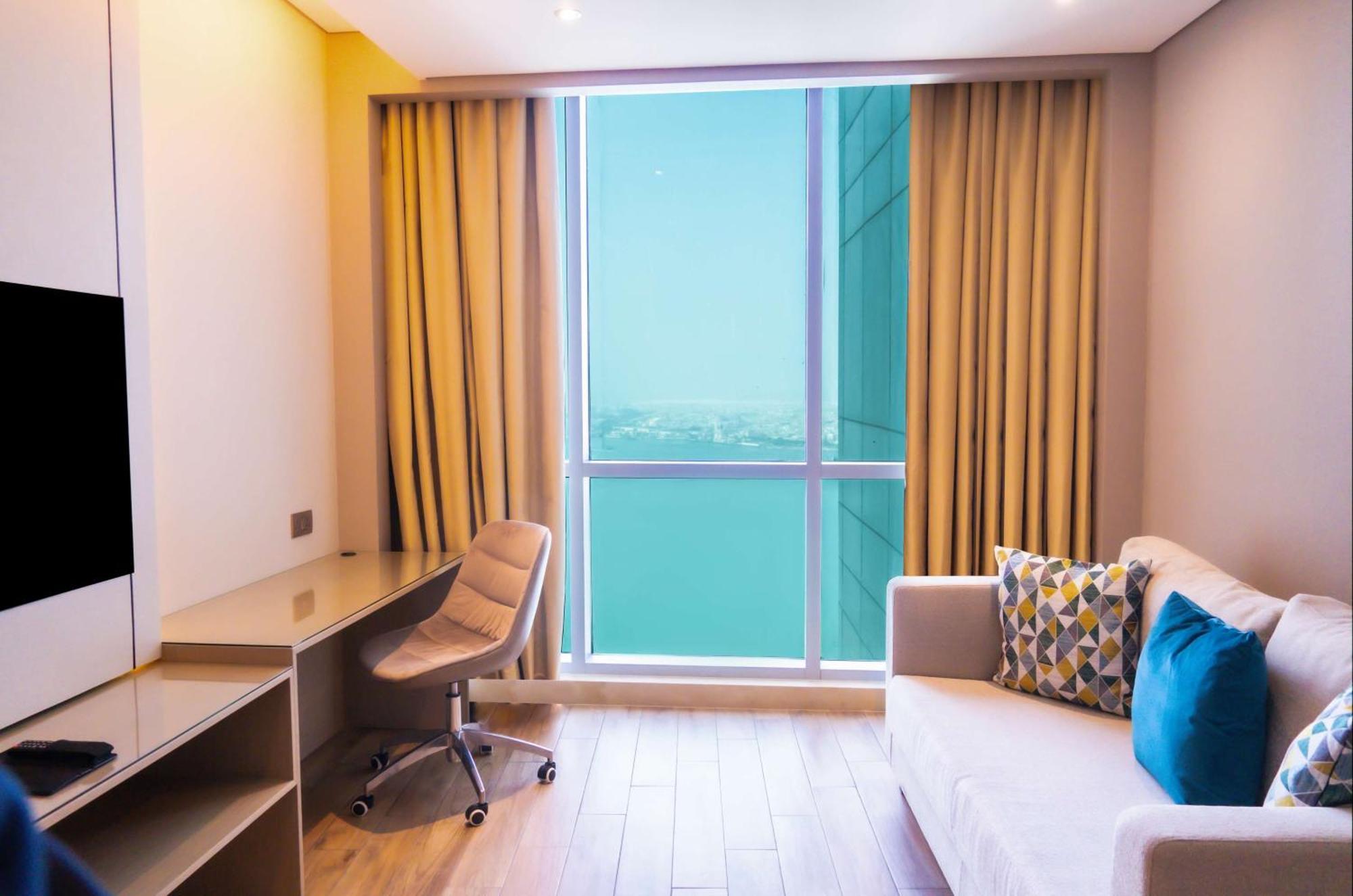 Hilton Bahrain Hotell Manama Eksteriør bilde A room at the hotel